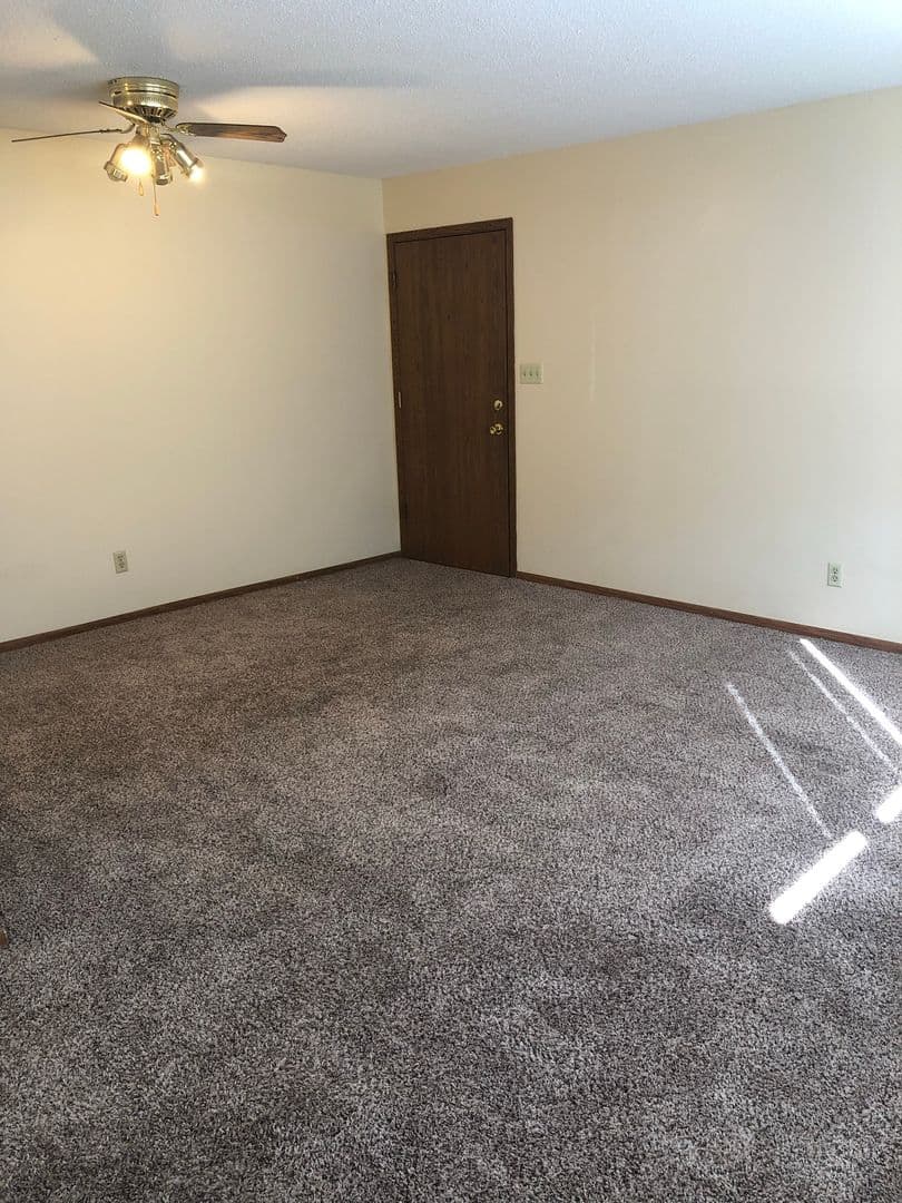 Marion Apartment: 1450-1540 44th St