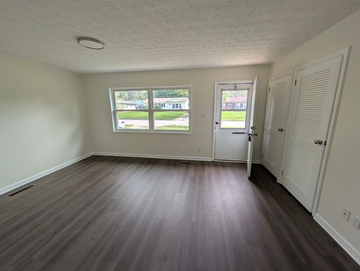 Reynoldsburg House: 1055 Cottingham Road