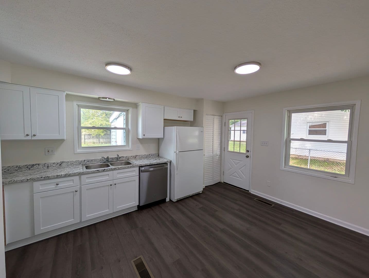 Reynoldsburg House: 1055 Cottingham Road