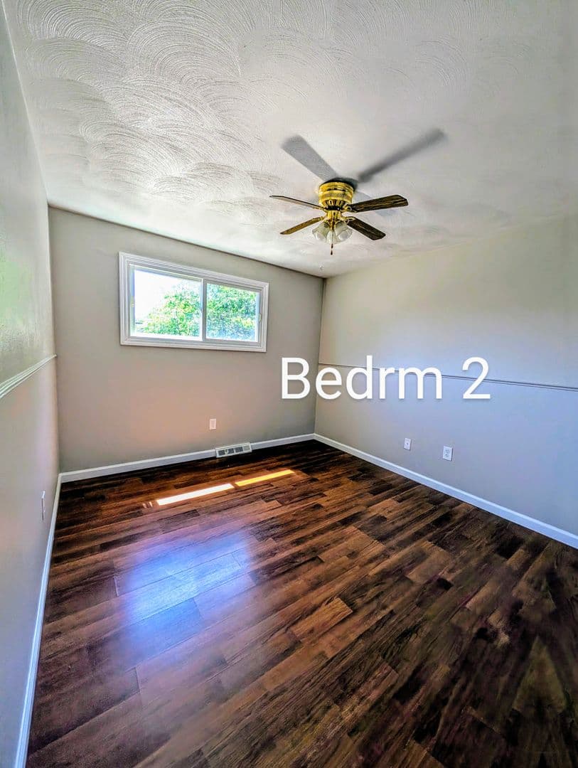 Avon House: 2581 Shakespeare Ln