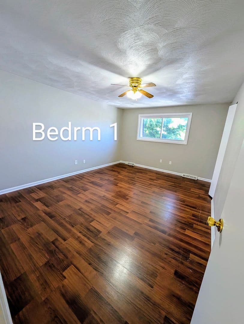 Avon House: 2581 Shakespeare Ln