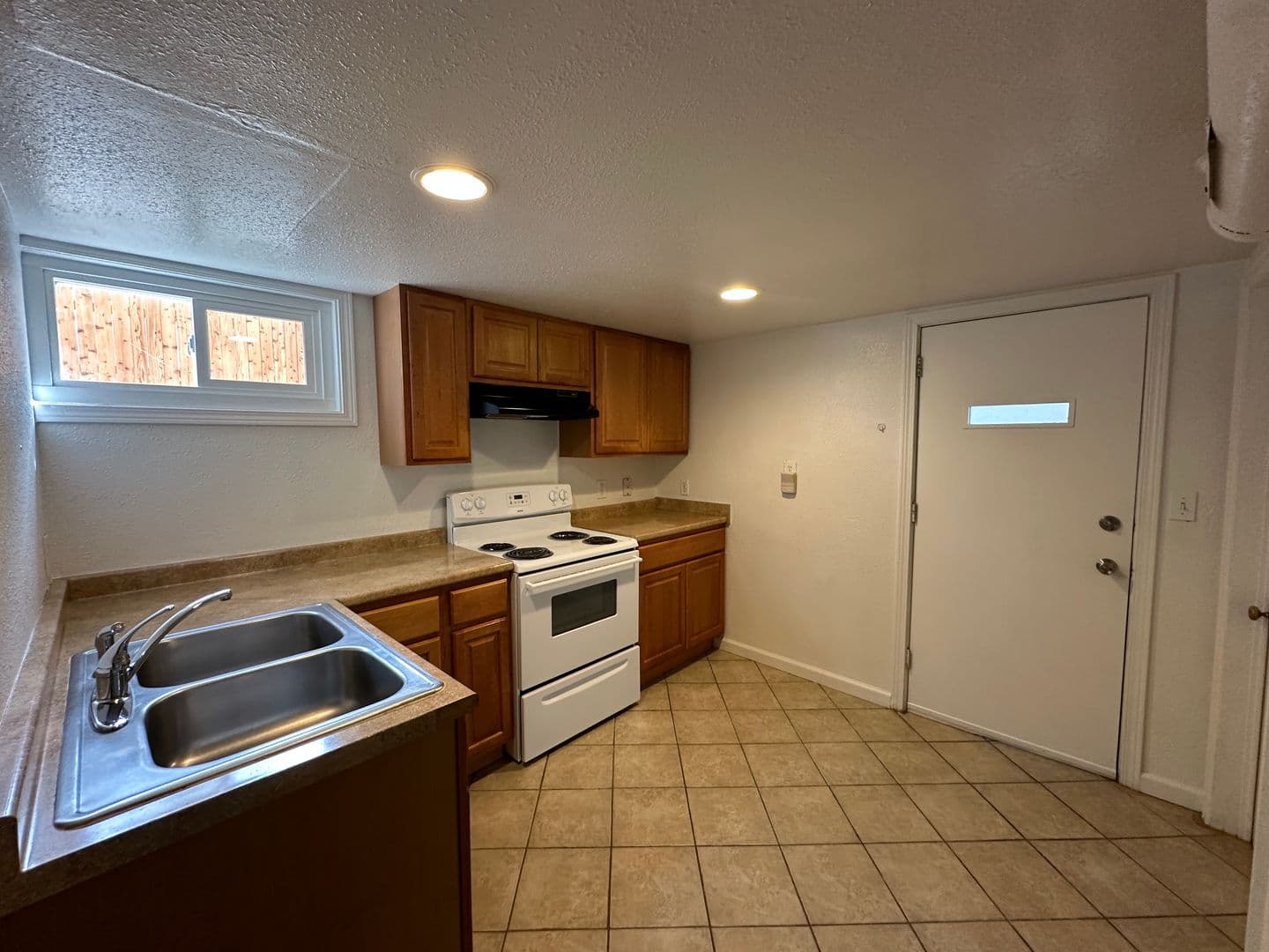 Billings Apartment: 532 Yellowstone Avenue