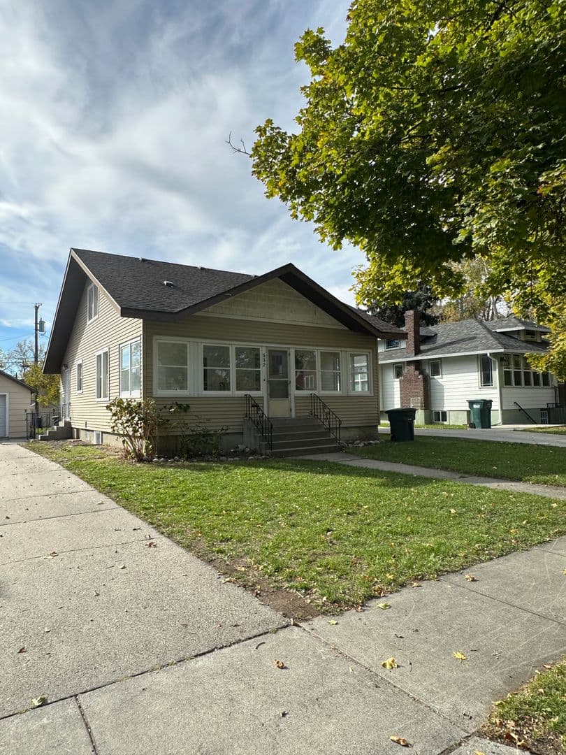 Billings Apartment: 532 Yellowstone Avenue