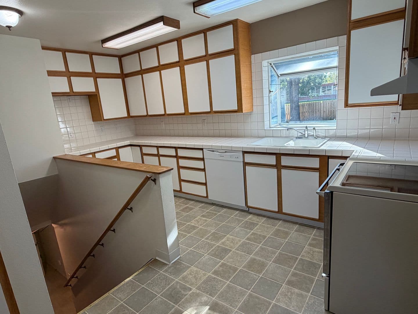 Billings House: 2414 Meadowood St.