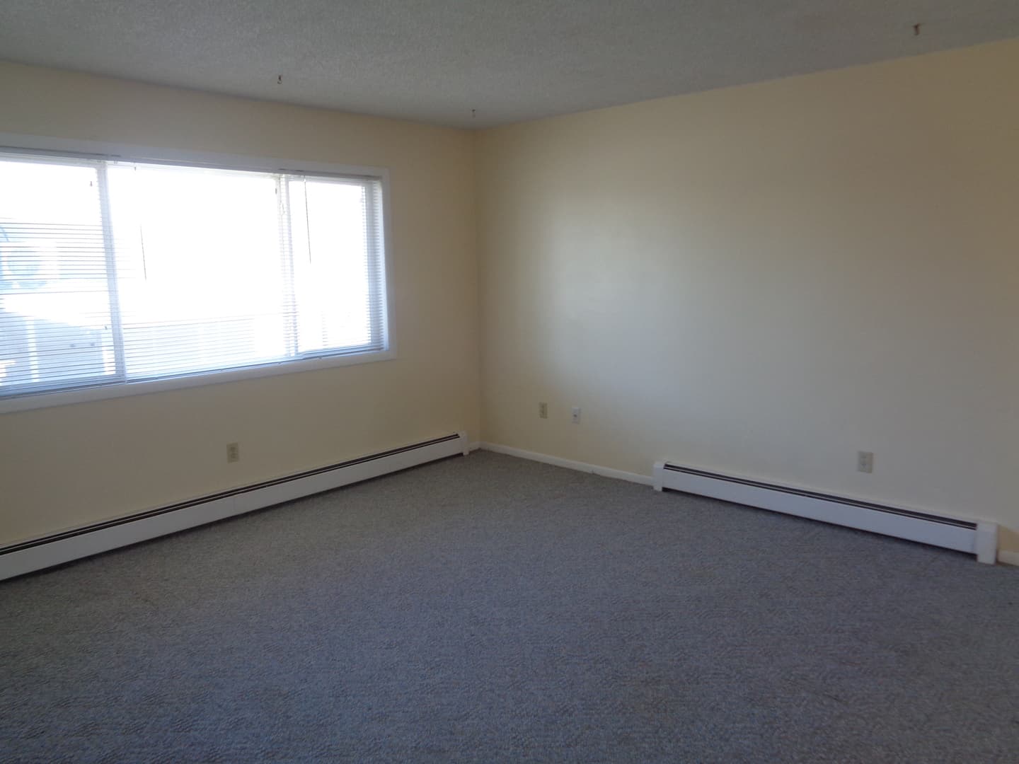 Billings Apartment: 2215 Monad