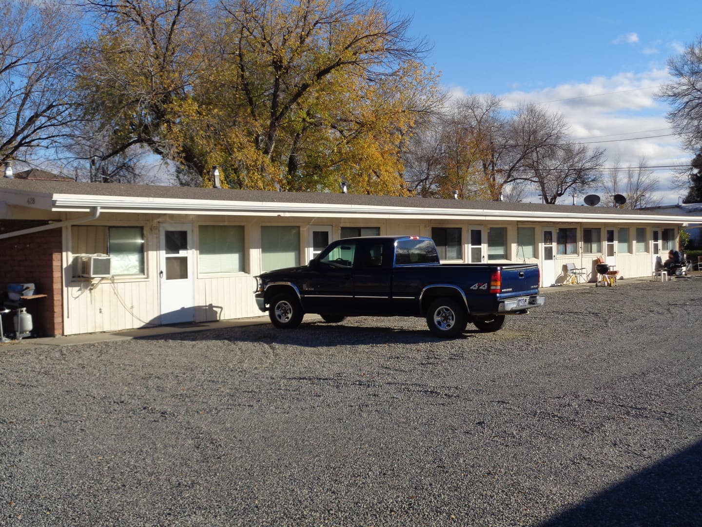 Billings Apartment: 428 Milton Rd