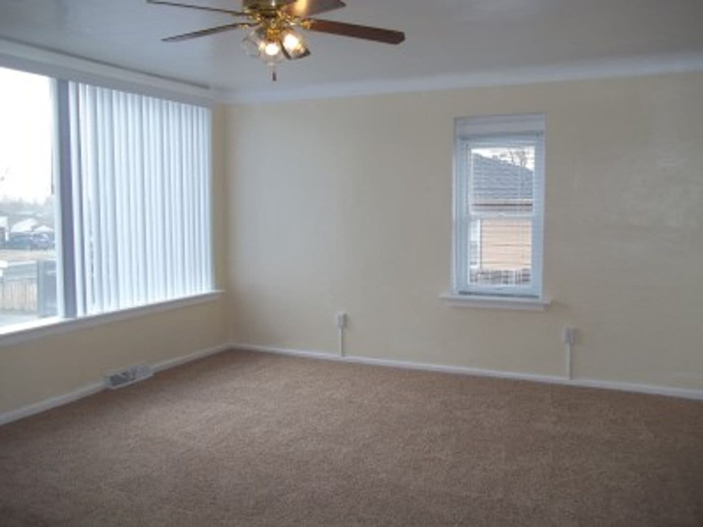 Billings House: 3045 Poly Dr