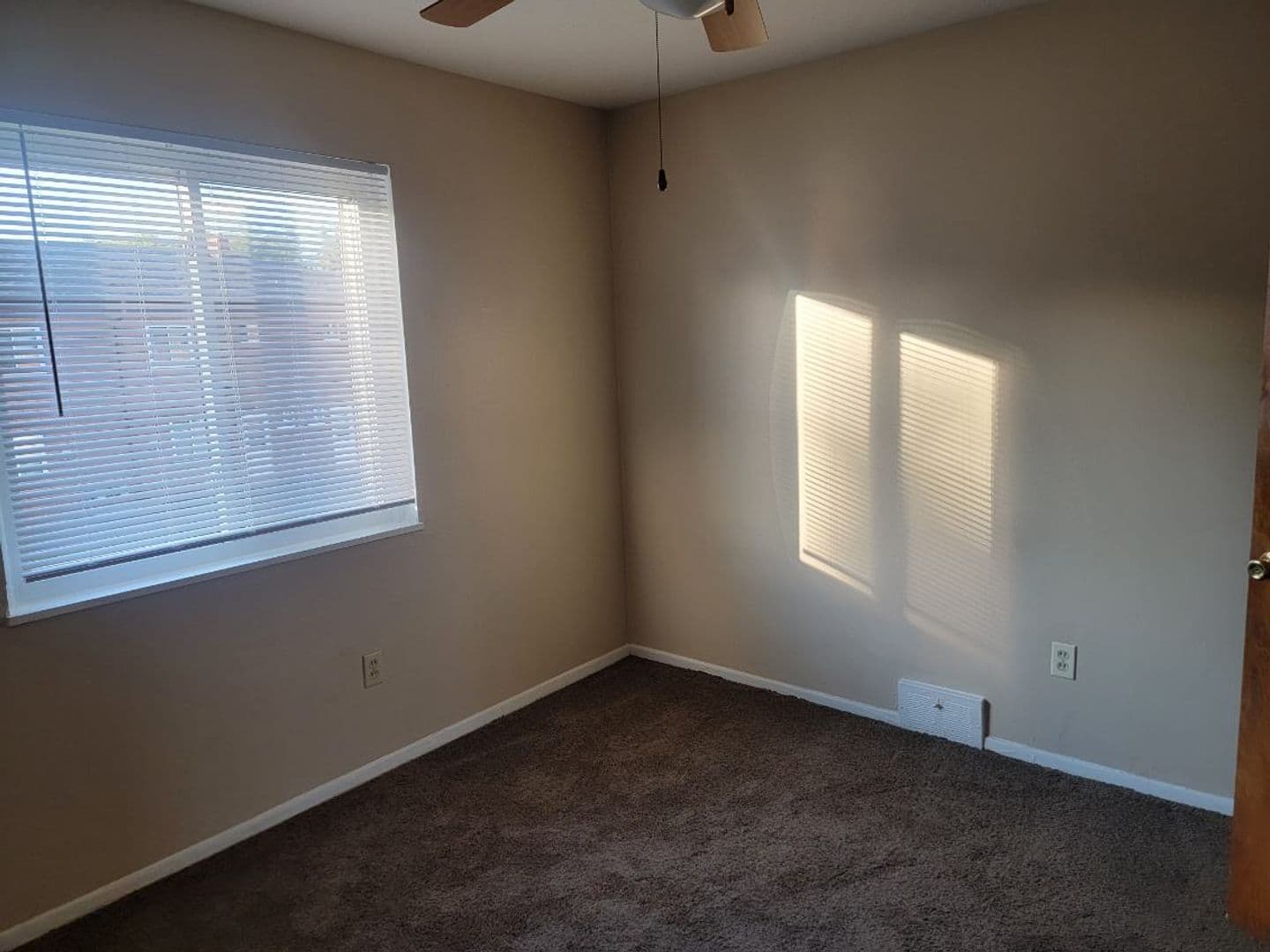 Wickliffe Townhome: 1619-1727 Ridgewick Dr.