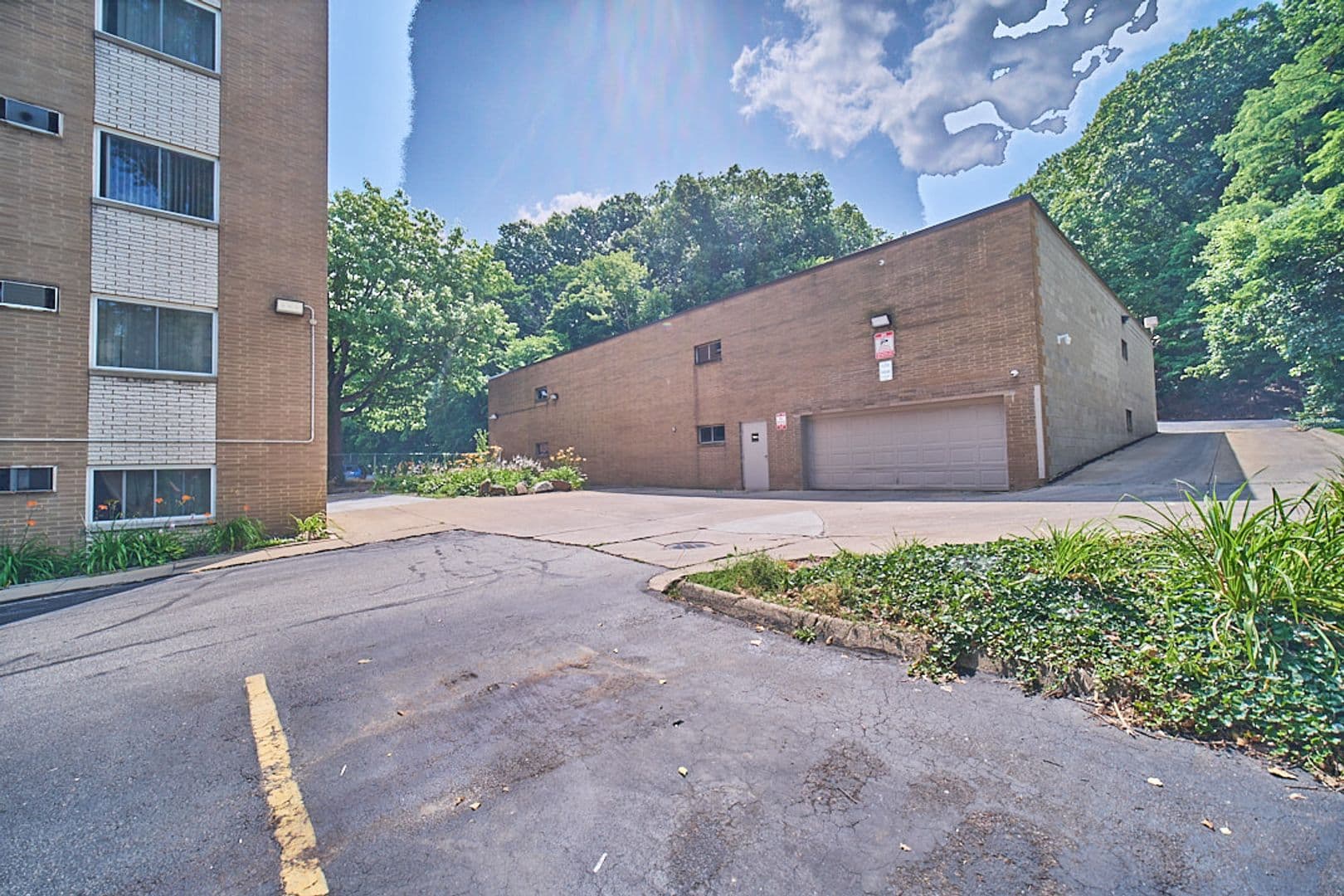 Euclid Apartment: 22230 Euclid Ave