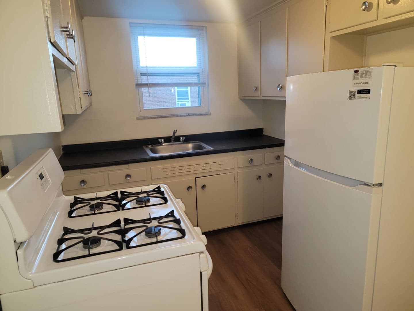 Euclid Apartment: 22250-22280-22300 Euclid Ave.