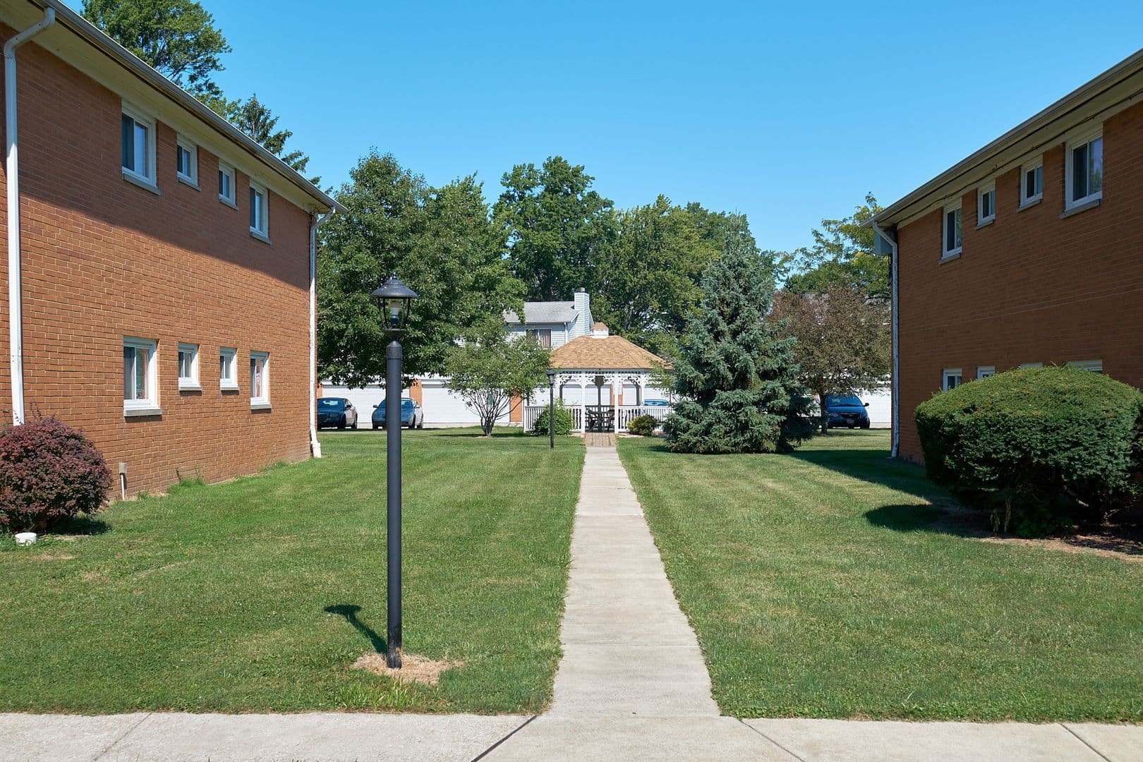 Euclid Apartment: 25701-25781 Lakeshore Blvd.