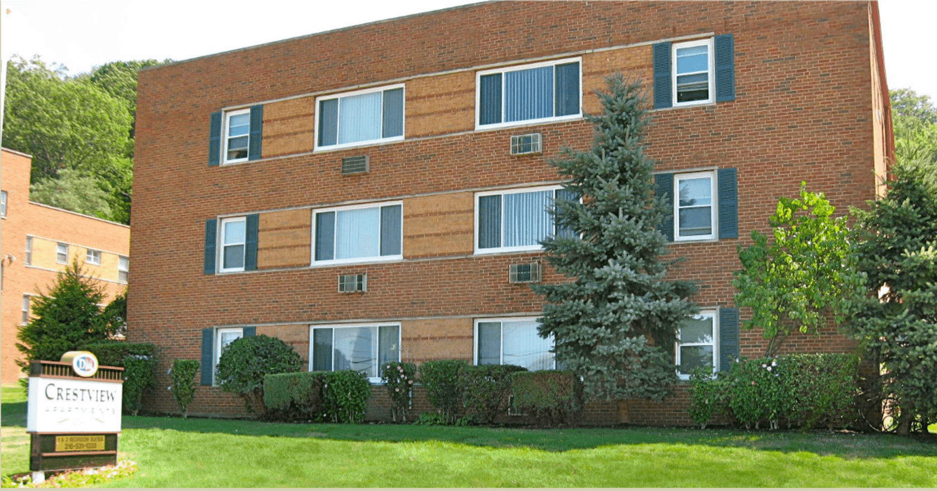 Euclid Apartment: 22450-22400 Euclid Ave.