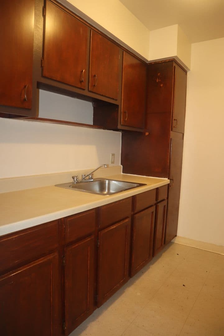 Euclid Apartment: 24130-36 Euclid Ave.