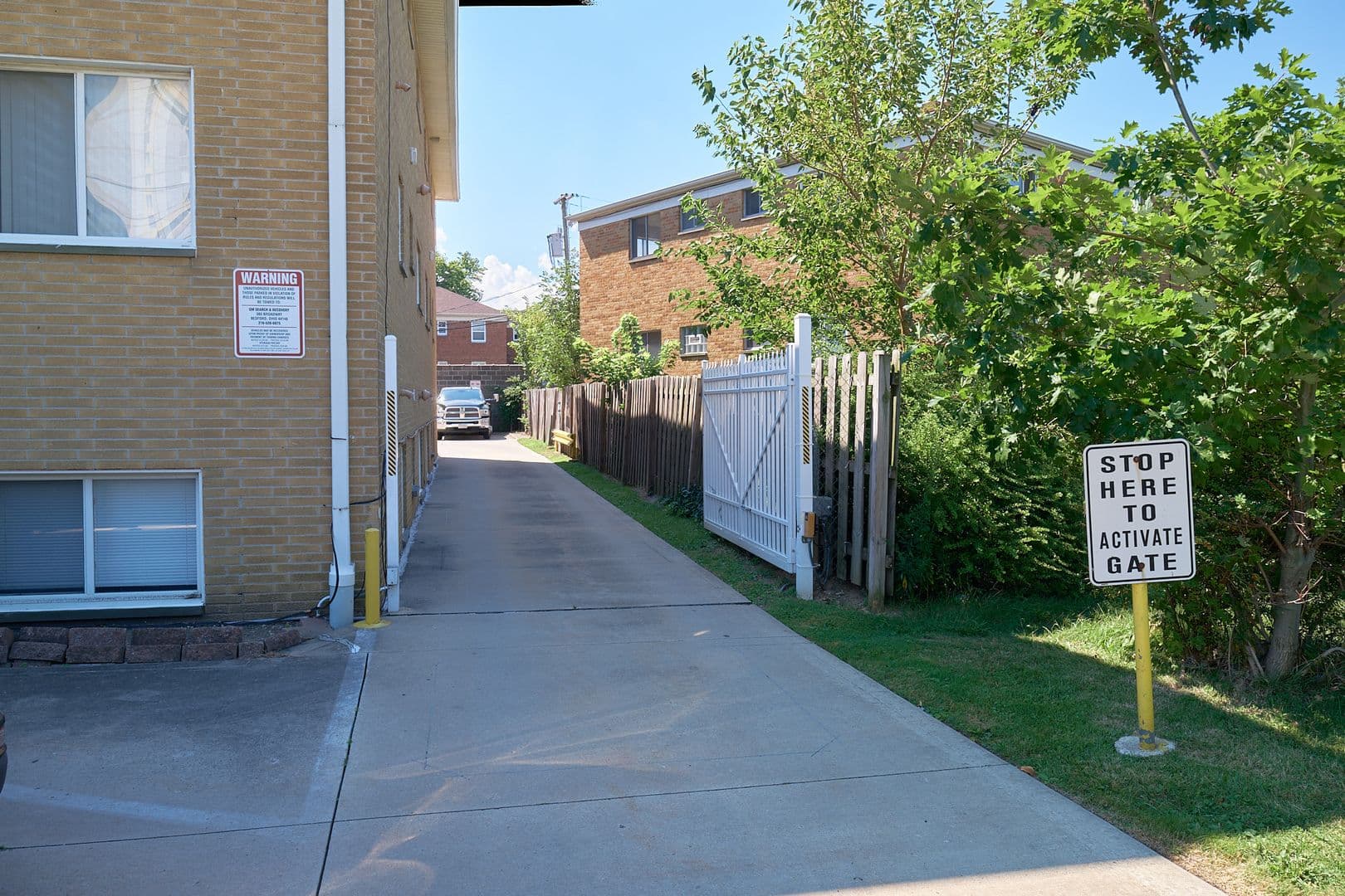 Euclid Apartment: 24350 Lakeshore Blvd.