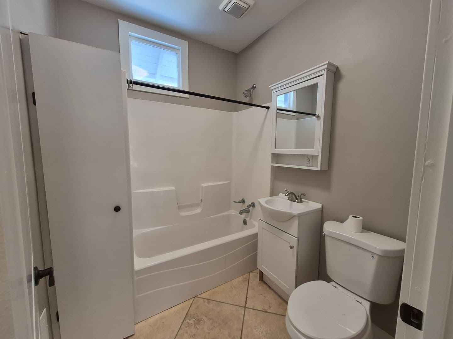 Omaha House: 4410 Cass St