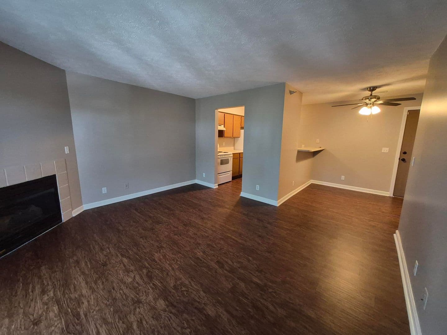 Omaha Apartment: 10526 Fort Plaza