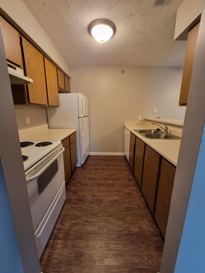 Omaha Apartment: 10526 Fort Plaza