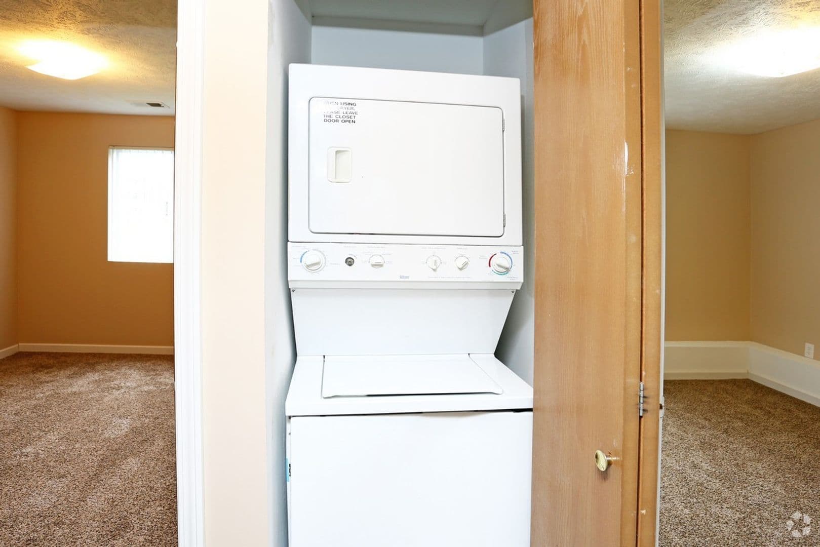 Omaha Apartment: 10526 Fort Plaza