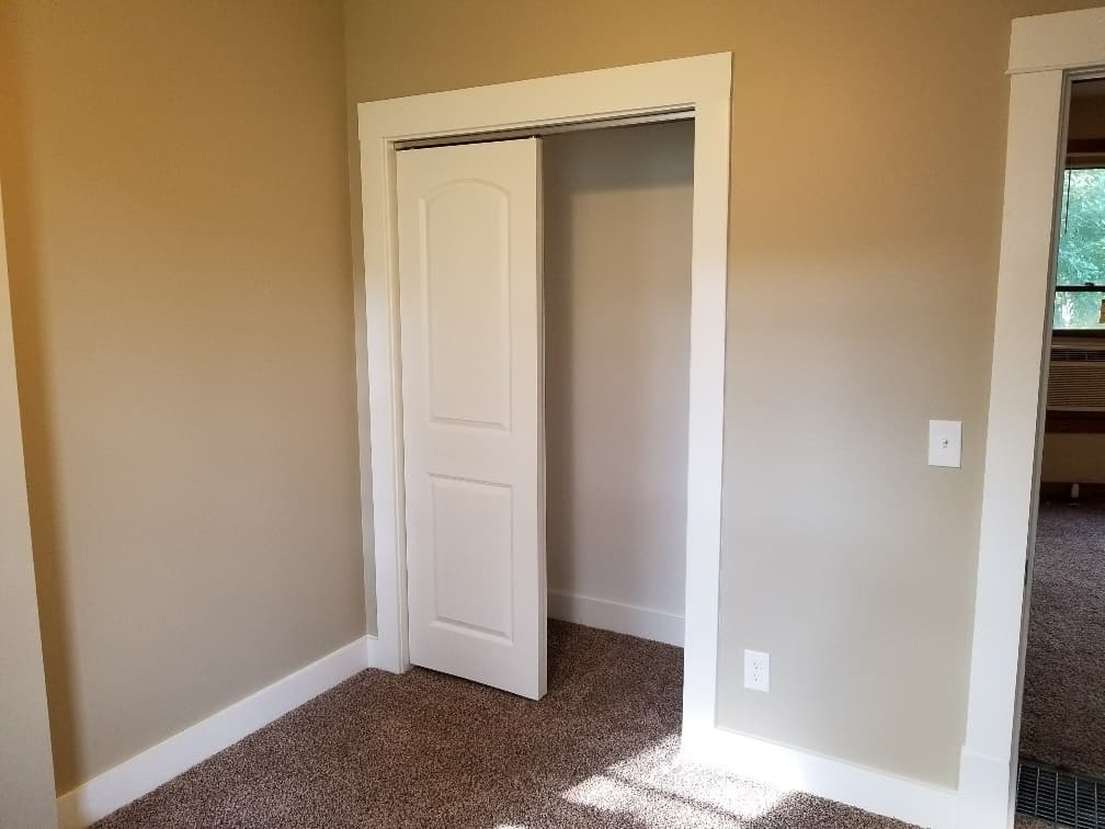 Omaha House: 2131 Drexel St