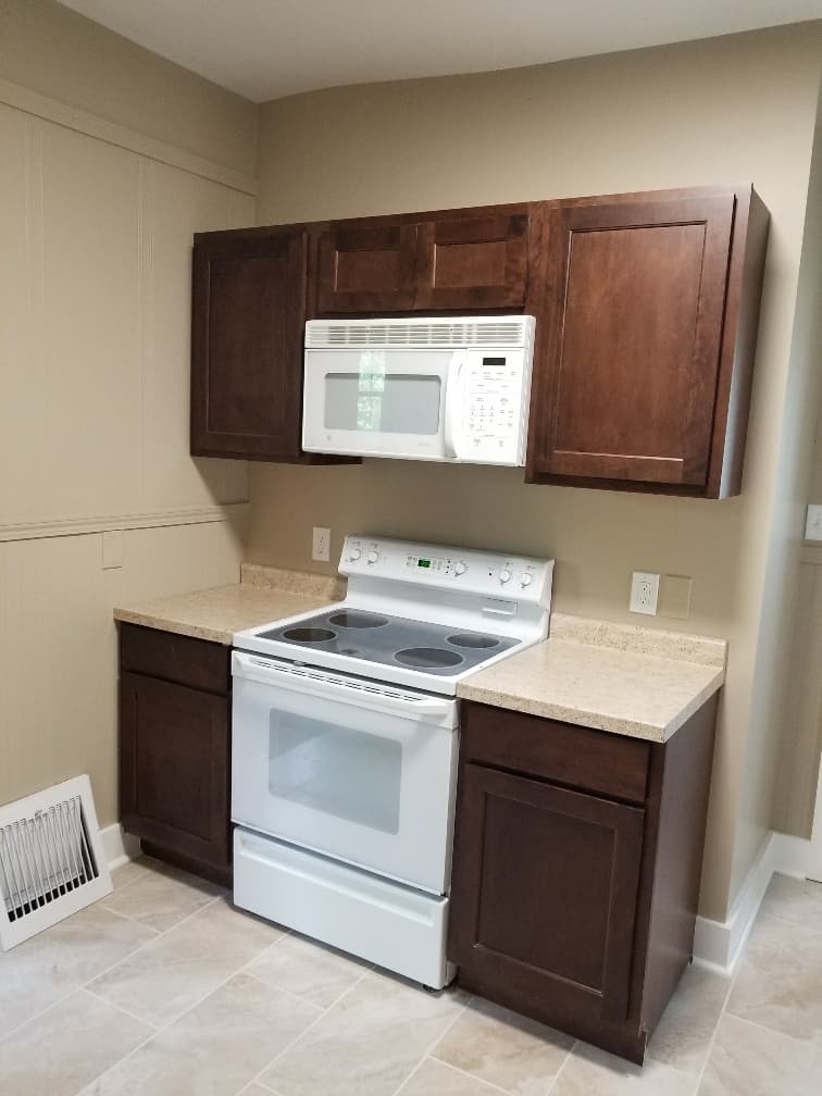 Omaha House: 2131 Drexel St