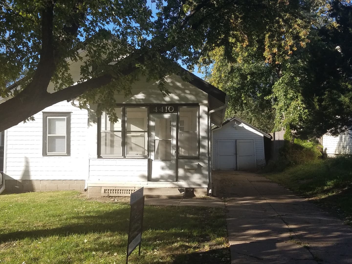 Omaha House: 4410 Cass St