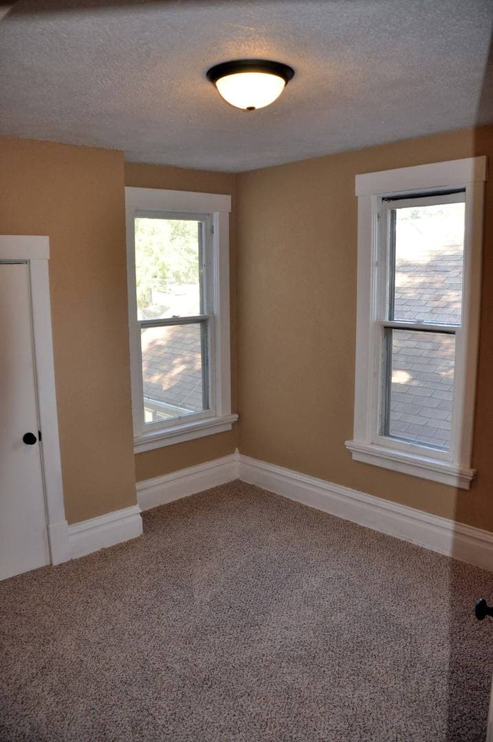 Sioux City Apartment: 1114-1116 13th St