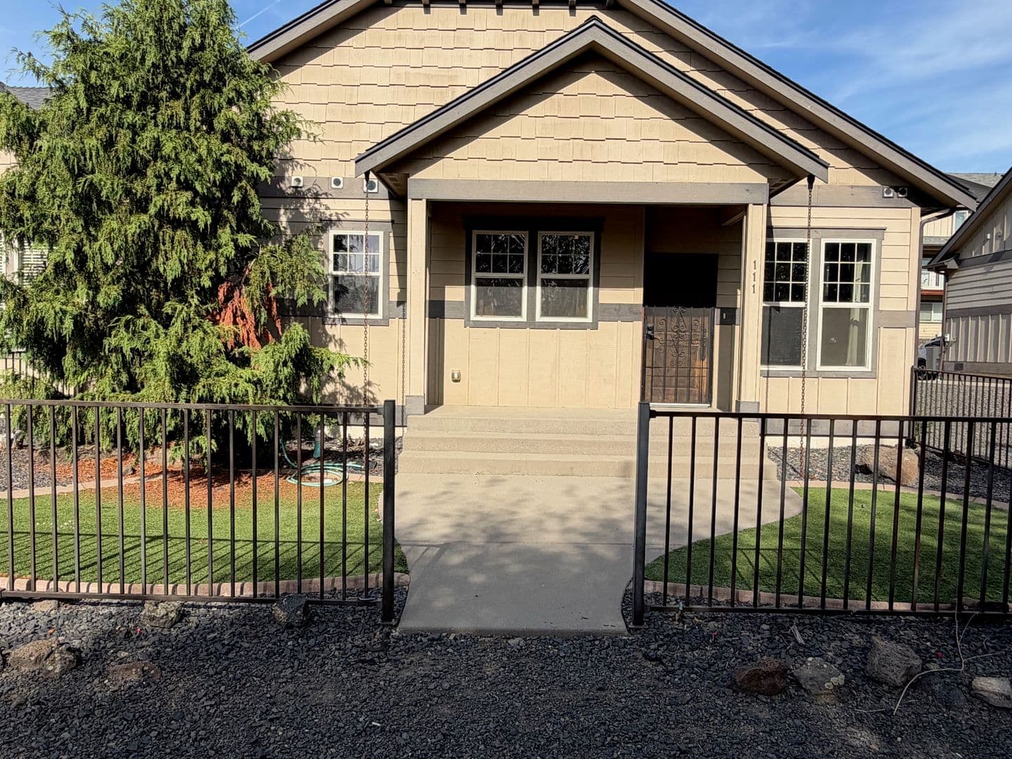 Cheney Townhome: Alki - BlackHawk Ln