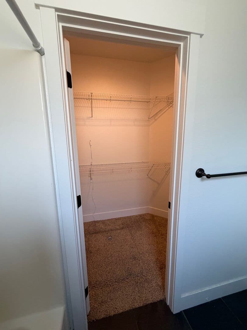 Cheney Townhome: Alki - BlackHawk Ln