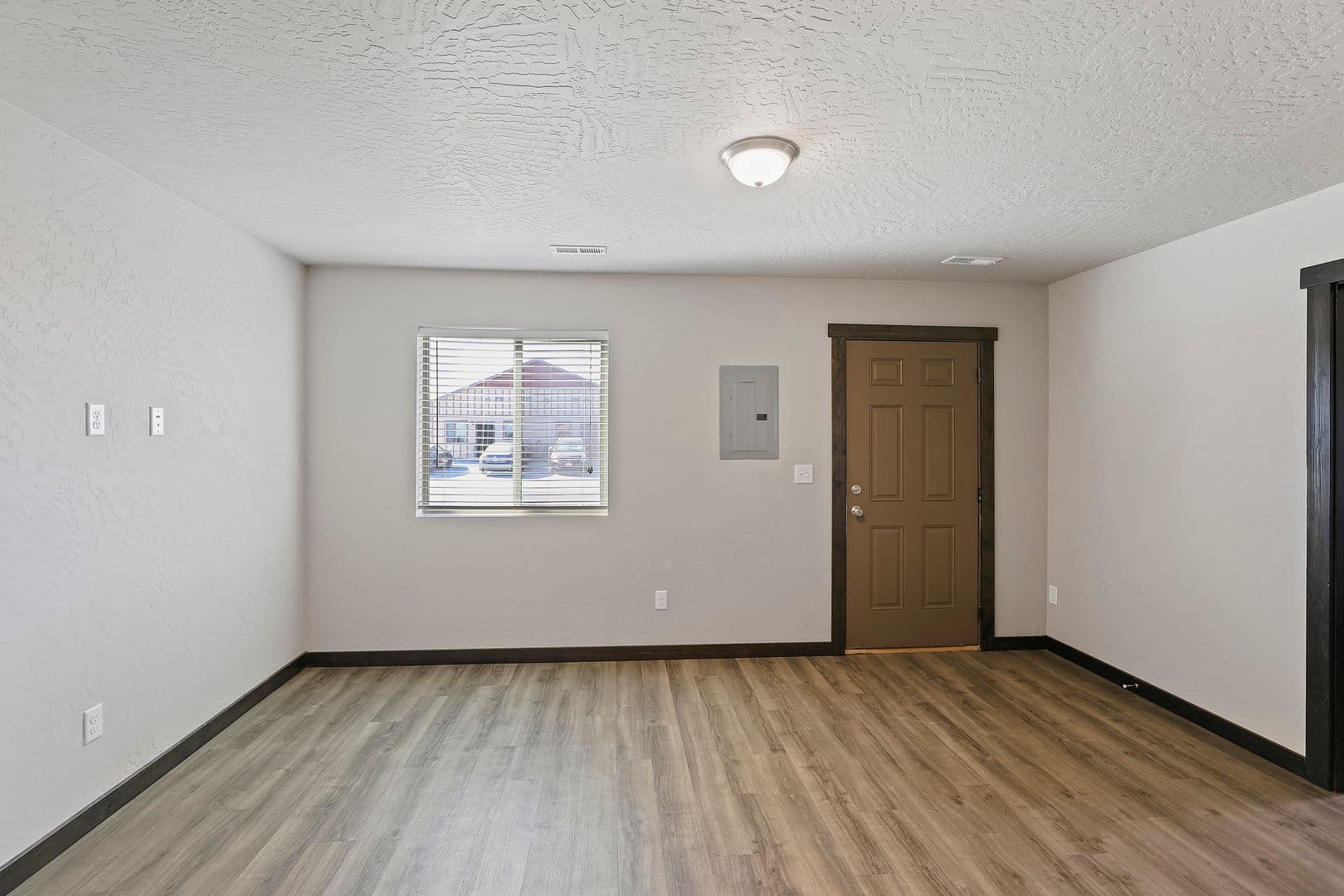 Airway Heights Apartment: 13824 W Bergen Dr