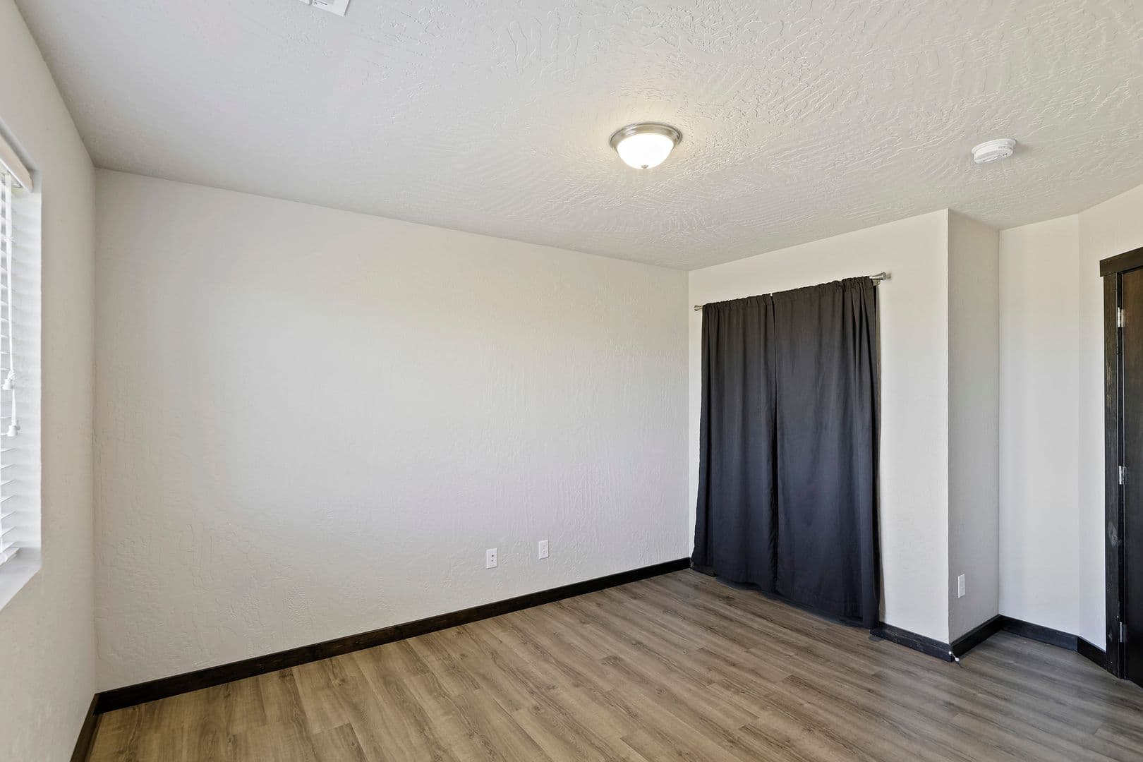 Airway Heights Apartment: 13830 W Bergen Dr