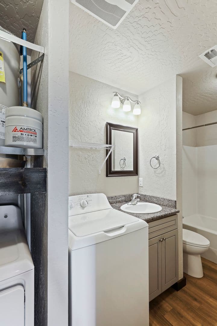 Airway Heights Apartment: 13830 W Bergen Dr