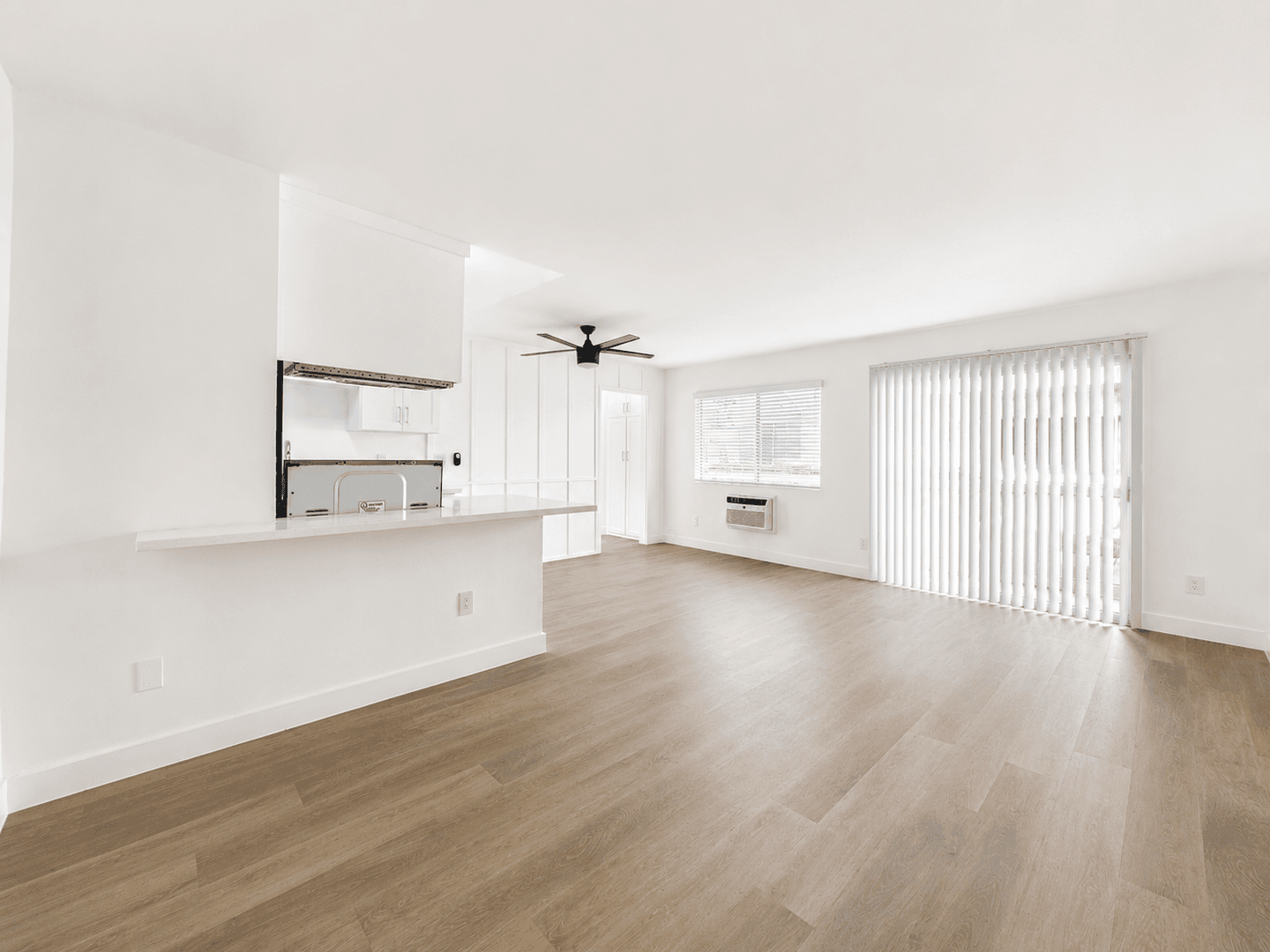 Reseda Apartment: 7722 Reseda Blvd