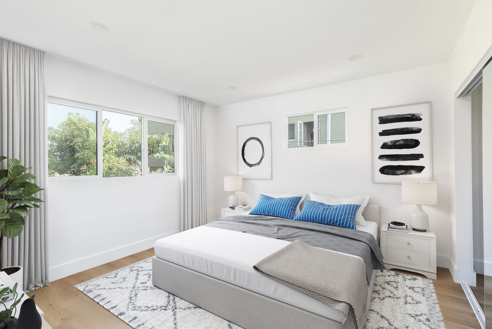 Los Angeles Apartment: 5358 Loma Linda Ave