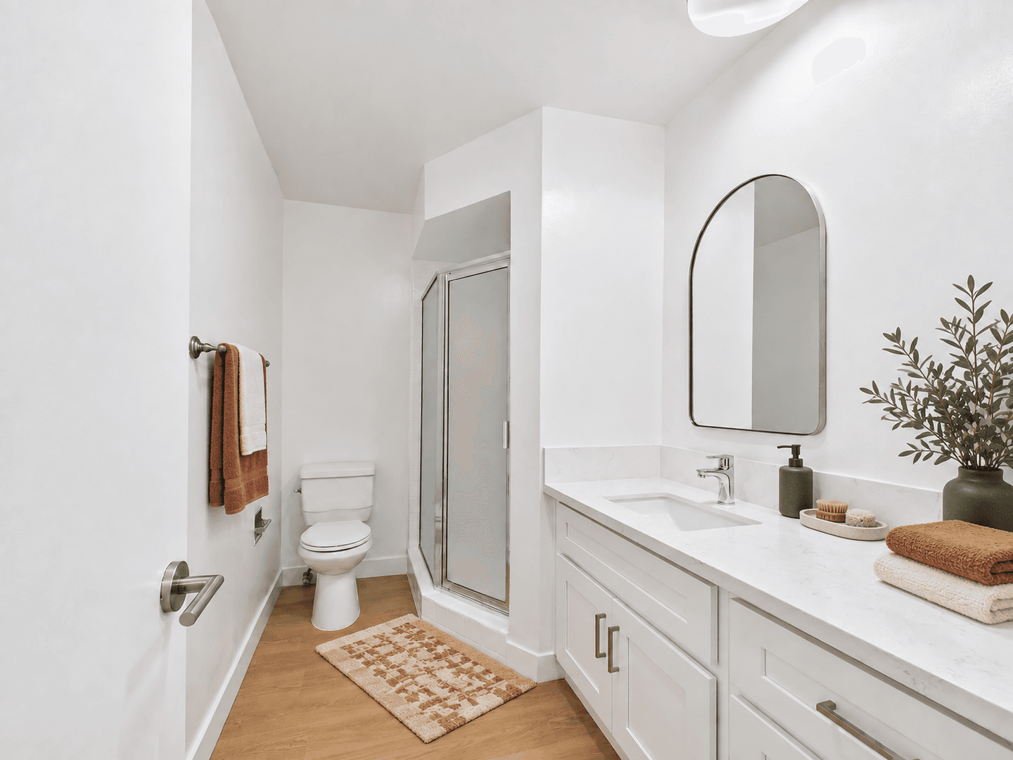 Sherman Oaks Apartment: 4365 Mammoth Ave