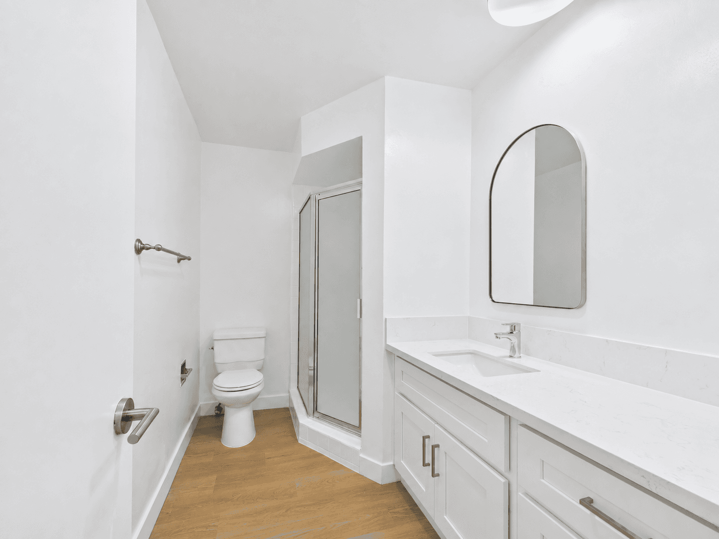 Sherman Oaks Apartment: 4365 Mammoth Ave