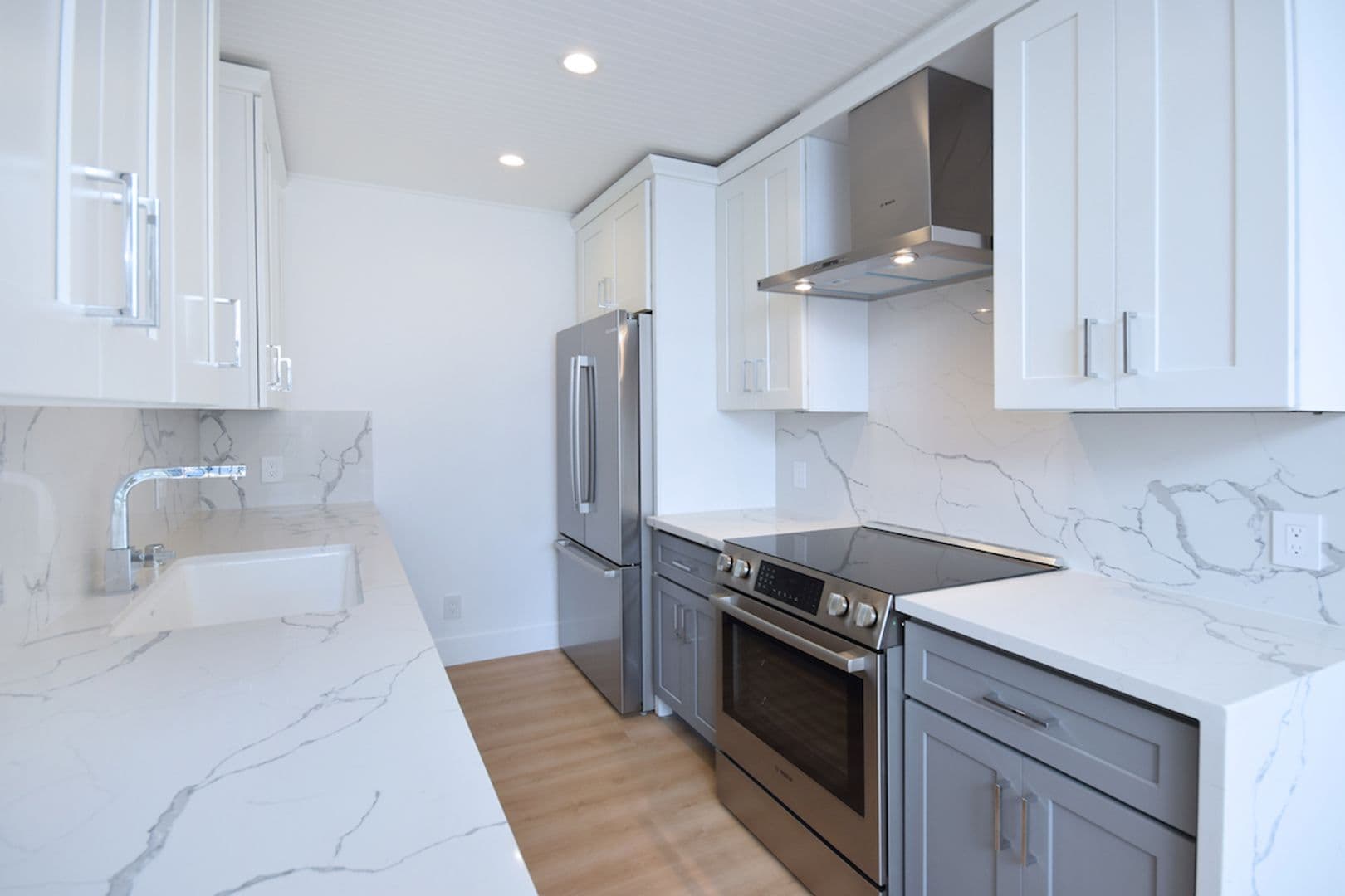 Santa Monica Apartment: 834 4th Street