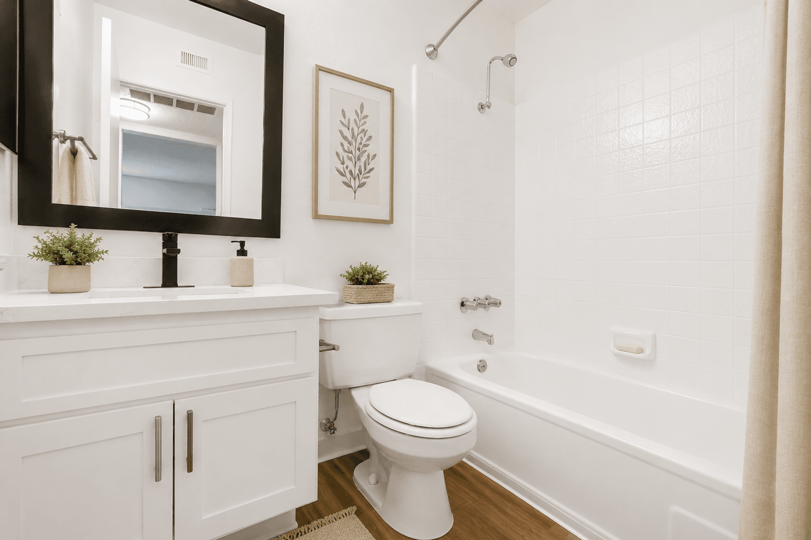 Northridge Apartment: 16901 - 16915 Napa St