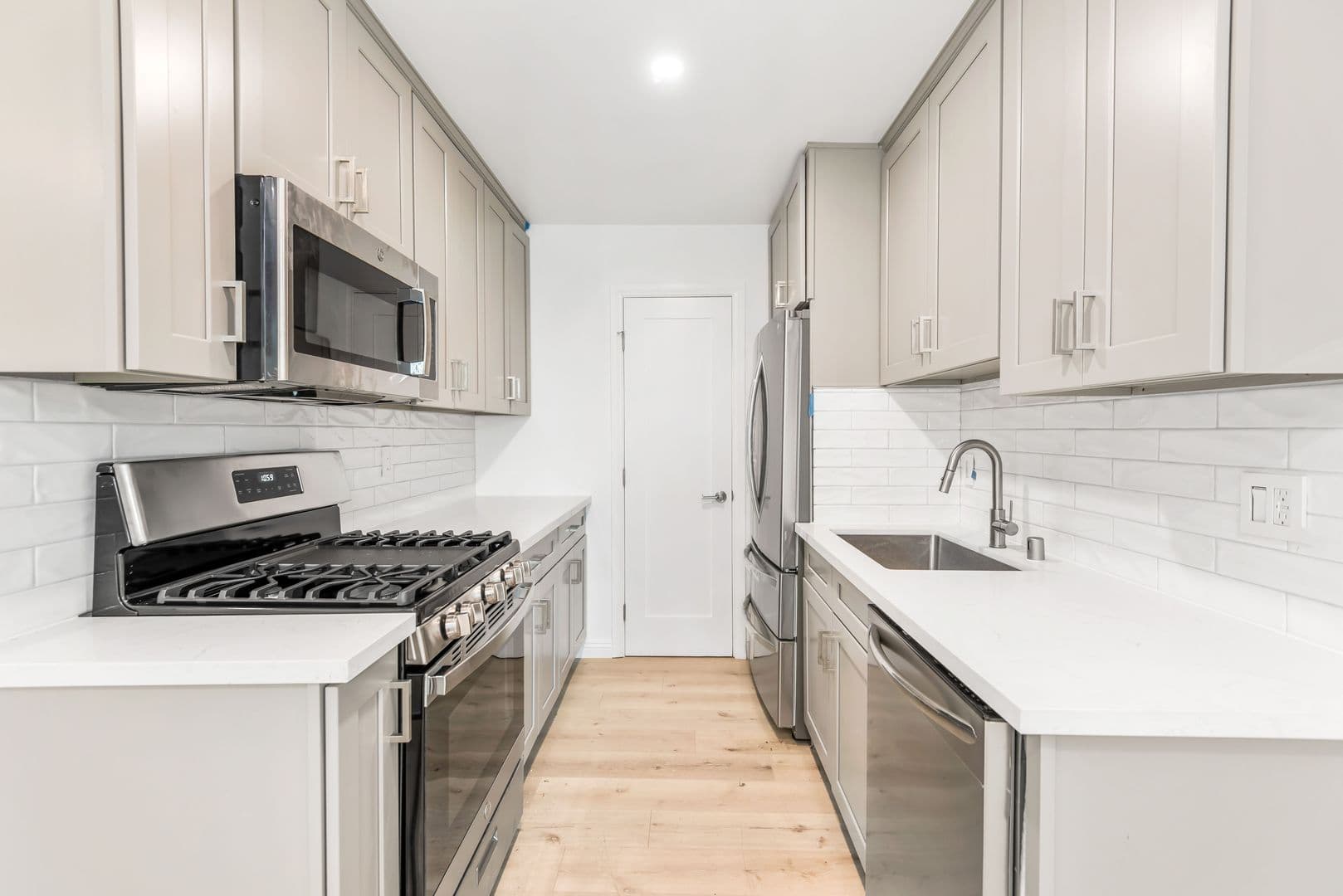 Los Angeles Apartment: 1522 S. St Andrews Place