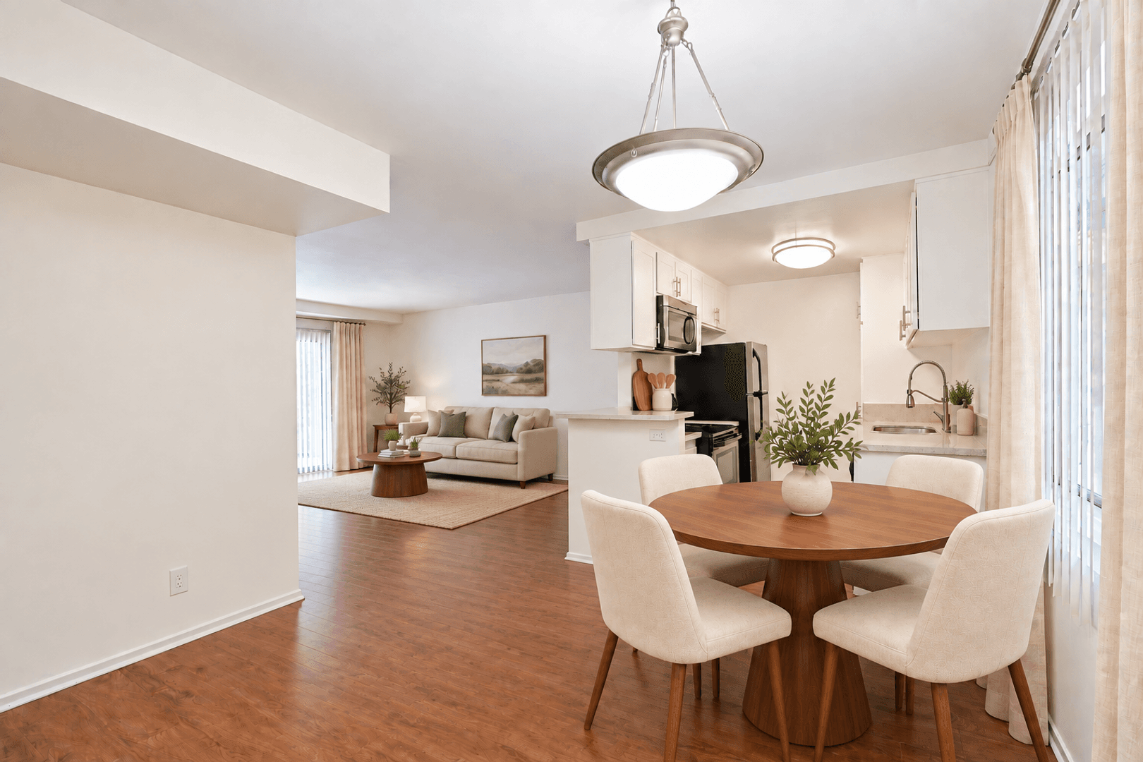 Sherman Oaks Apartment: 4701-4711 Natick Ave