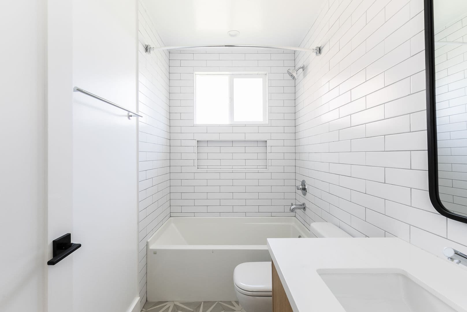 Los Angeles Apartment: 5358 Loma Linda Ave