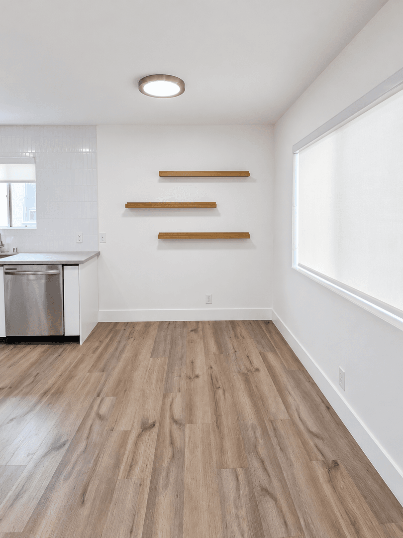 Los Angeles Apartment: 3701 Hughes Ave