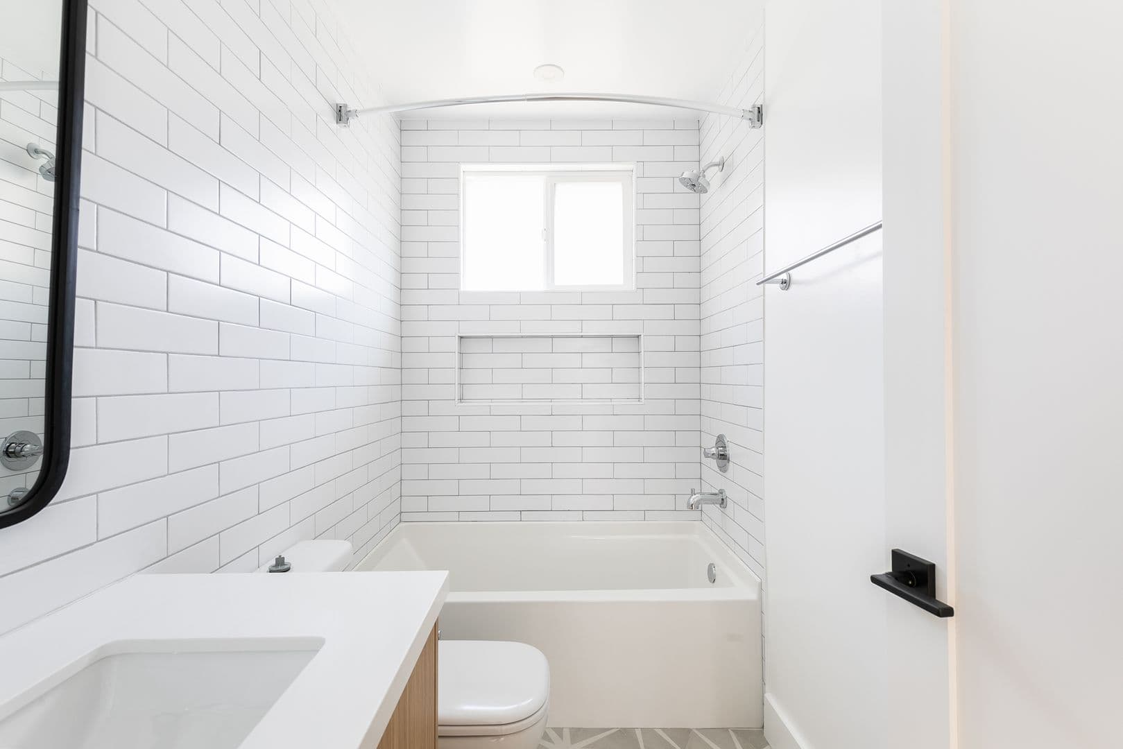 Los Angeles Apartment: 5358 Loma Linda Ave