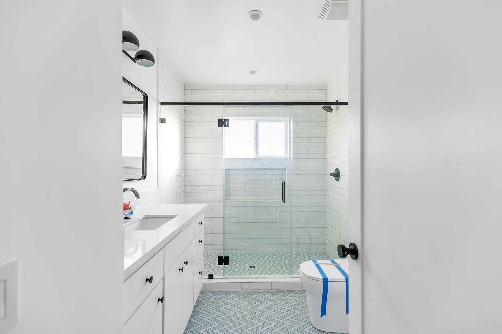 Los Angeles Apartment: 5606 Lexington Ave