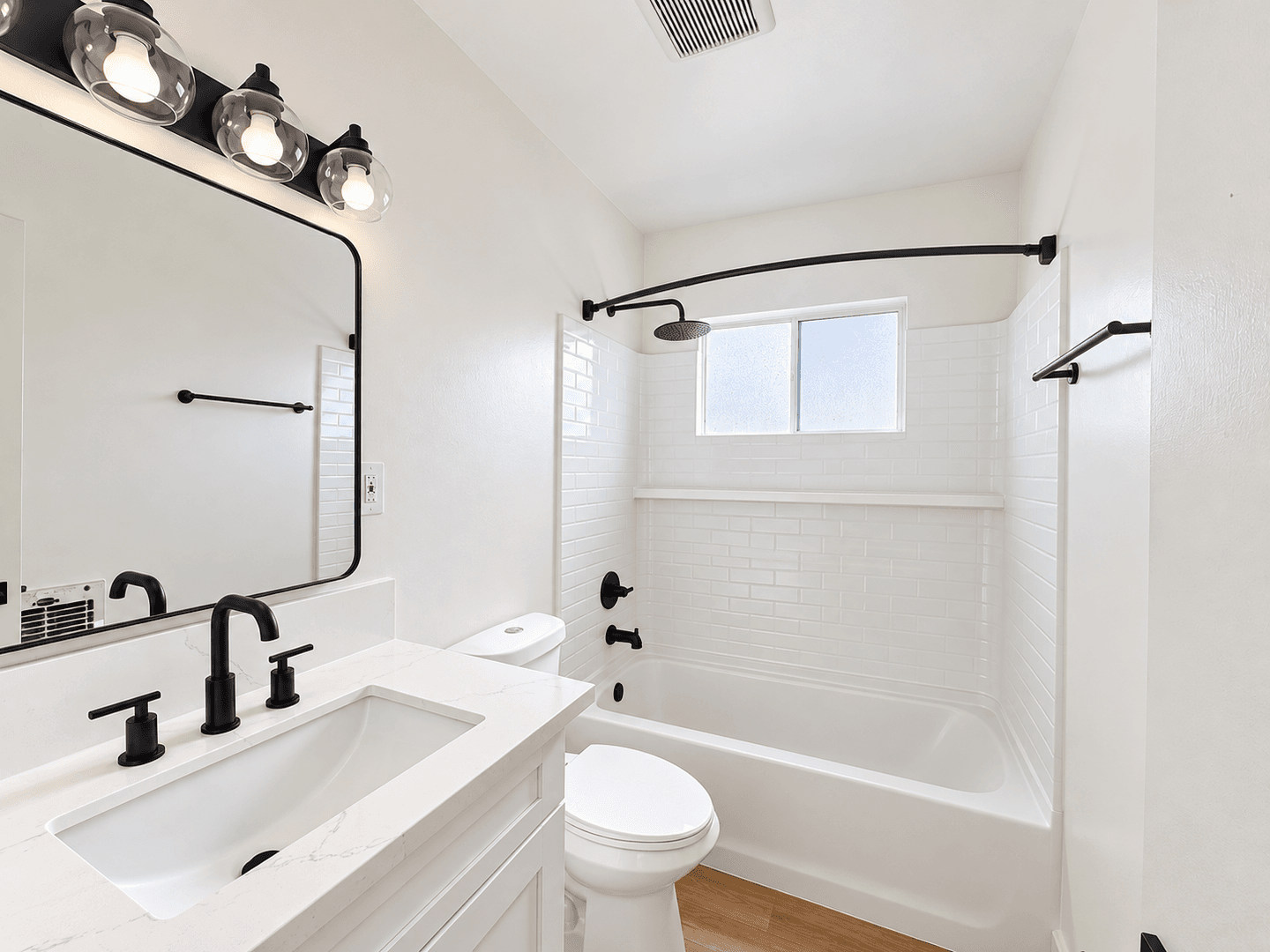 West Hollywood Apartment: 937 N. Orange Grove Ave