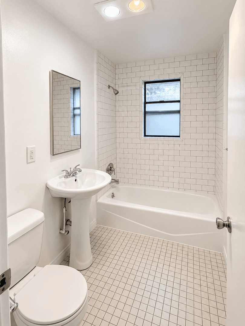 Los Angeles Apartment: 649 S. Burnside Ave.