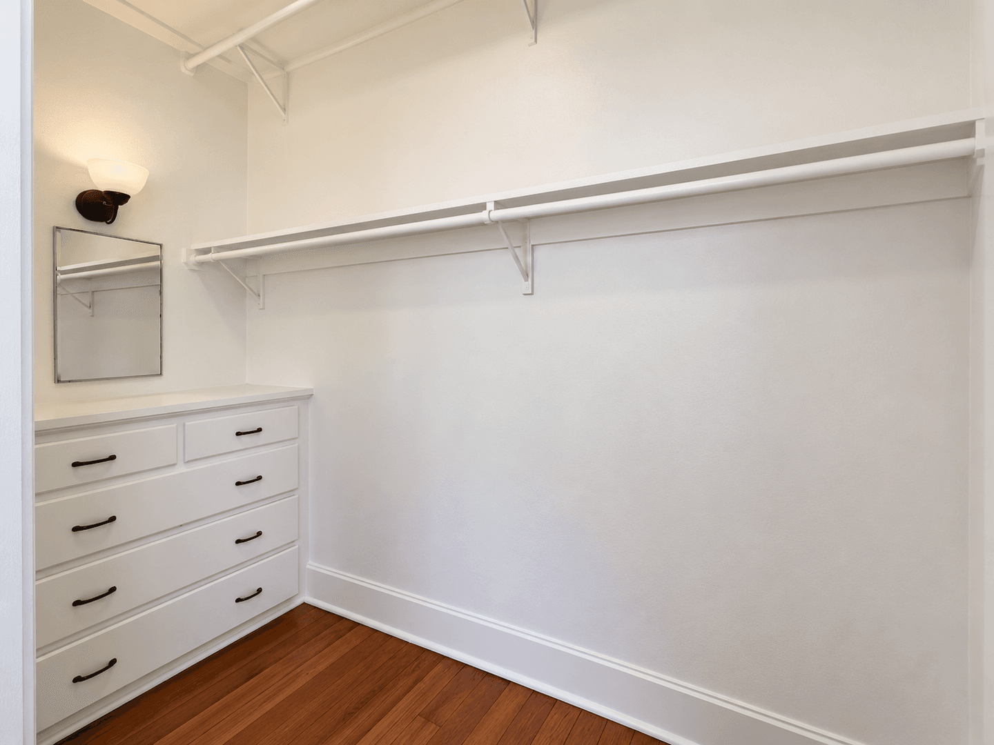 Los Angeles (Echo Park) Apartment: 1324 Calumet Ave
