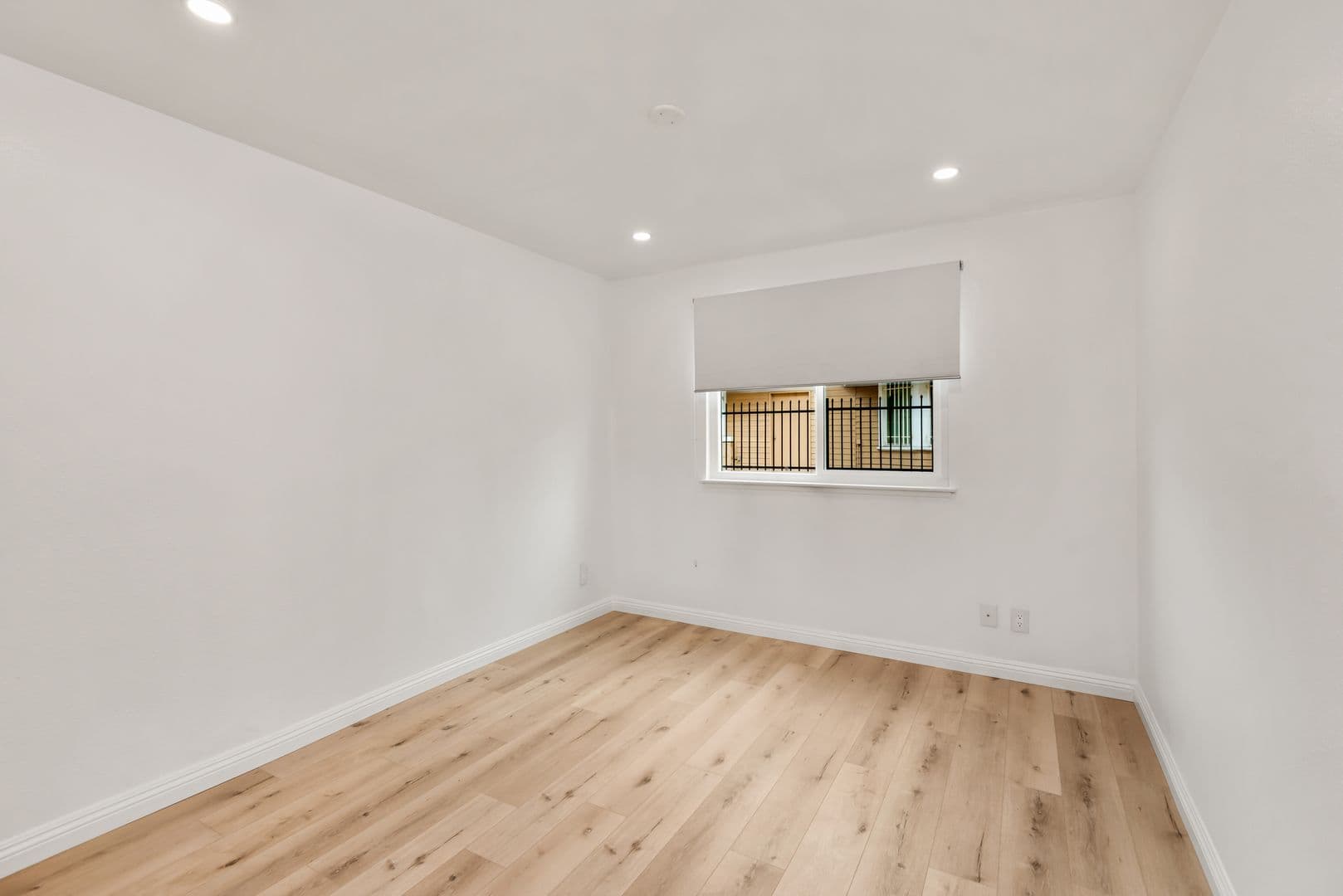 Los Angeles Apartment: 1510 S. St Andrews Place