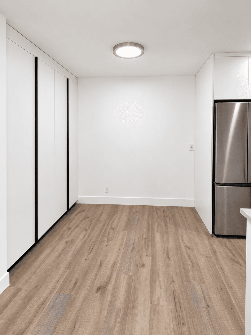 Los Angeles Apartment: 3701 Hughes Ave