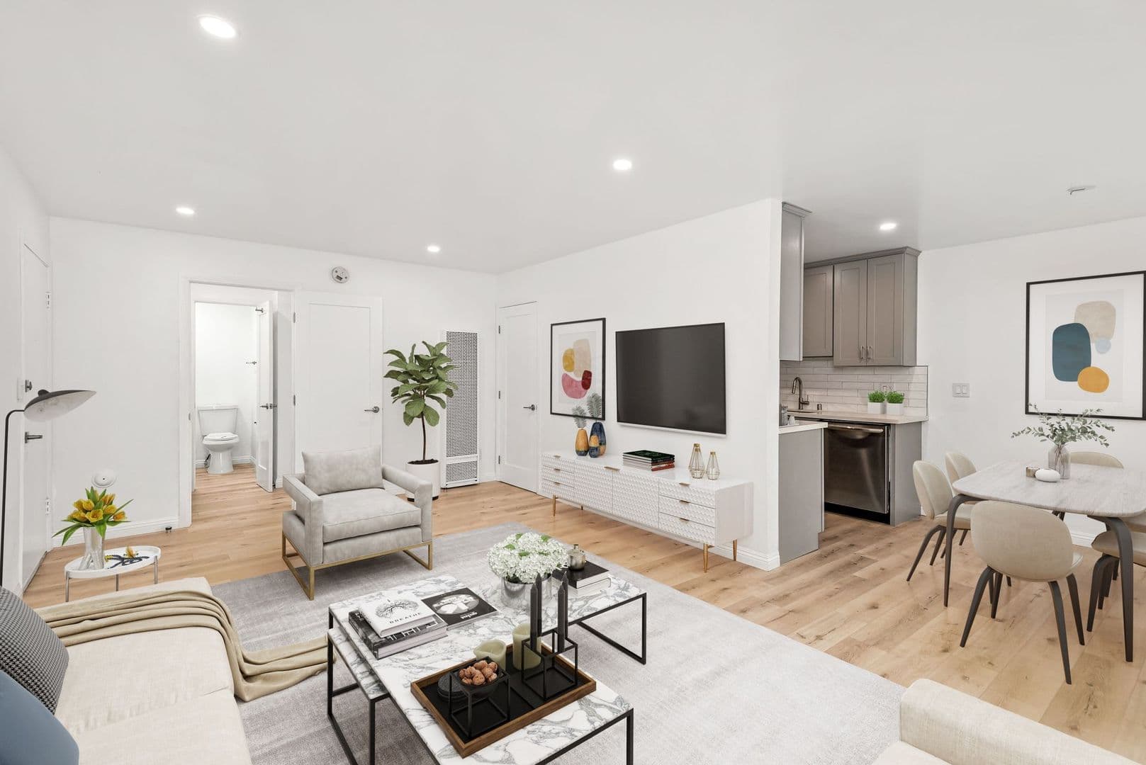 Los Angeles Apartment: 1408 S. St Andrews Place