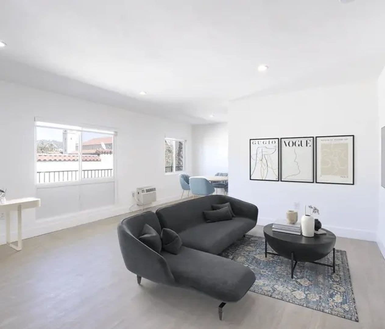 Los Angeles Apartment: 1727 N. Edgemont Ave